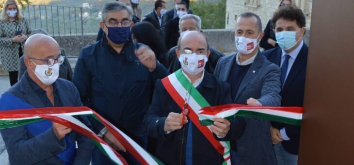 Inaugurata “TerrazzAbbateggio”: un nuovo spazio pubblico ad Abbateggio a servizio di cittadini e turisti