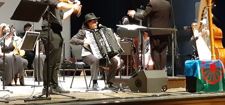 DAL FOLKLORE AL SINFONISMO. VIAGGIO NEL TEMPO CON LA GUIDA DI ALEXIAN SANTINO SPINELLI